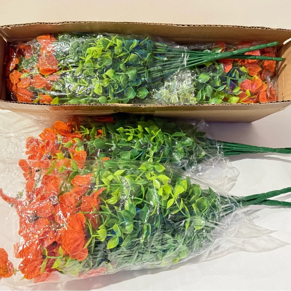 🧡🌼 Orange Faux Flowers - 12 Bundles